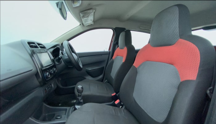 2015 Renault Kwid RXT, Petrol, Manual, 46,463 km, Right Side Front Door Cabin