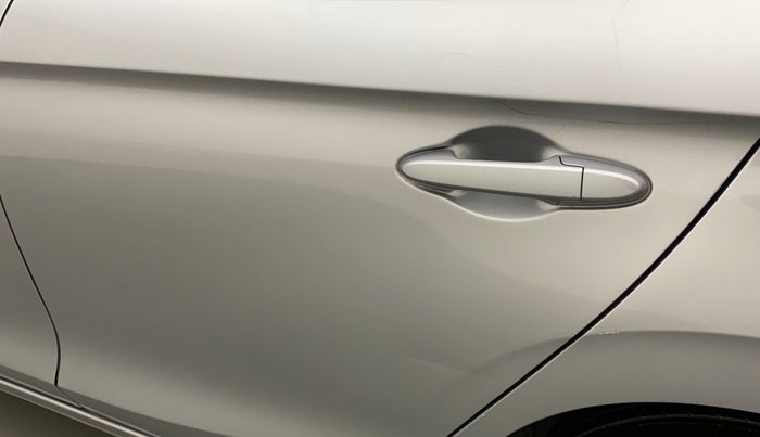 2020 Honda City 1.5L I-VTEC VX CVT, Petrol, Automatic, 36,093 km, Rear left door - Minor scratches