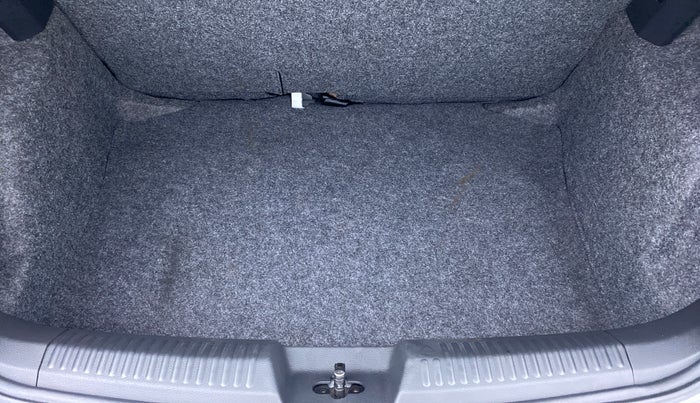 2019 Volkswagen Polo HIGHLINE PLUS 1.5L DIESEL, Diesel, Manual, 55,000 km, Boot Inside
