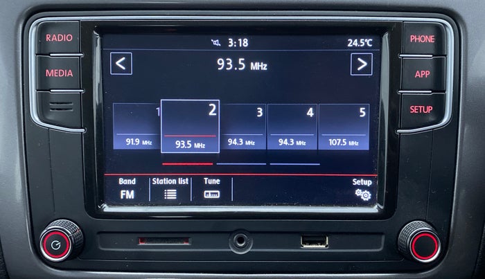 2019 Volkswagen Polo HIGHLINE PLUS 1.5L DIESEL, Diesel, Manual, 55,000 km, Infotainment System