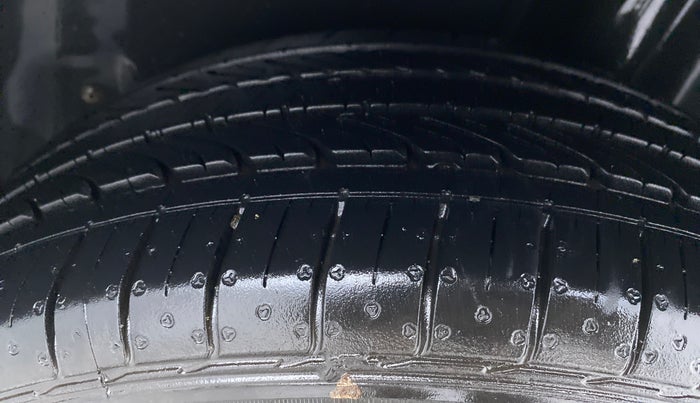 2019 Volkswagen Polo HIGHLINE PLUS 1.5L DIESEL, Diesel, Manual, 55,000 km, Left Rear Tyre Tread