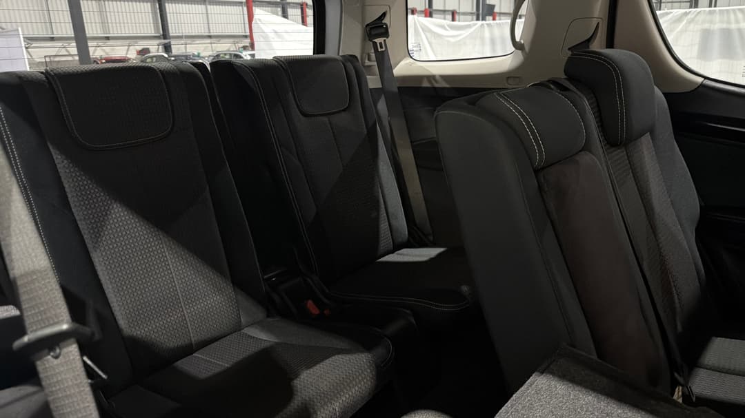 2020 Isuzu MU-X Ls-m (4x2), Automatic, 107135 km, Third Row Seats