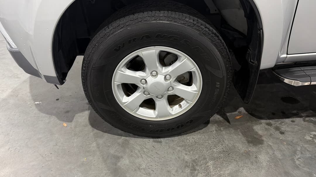 2020 Isuzu MU-X Ls-m (4x2), Automatic, 107135 km, Left Front Wheel