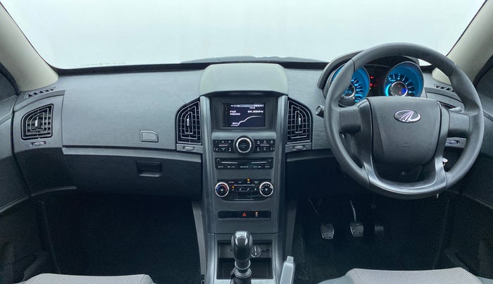2019 Mahindra XUV500 W5 FWD, Diesel, Manual, 3,095 km, Dashboard View