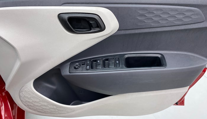 2021 Hyundai AURA S 1.2 Kappa MT, Petrol, Manual, 1,048 km, Driver Side Door Panels Control