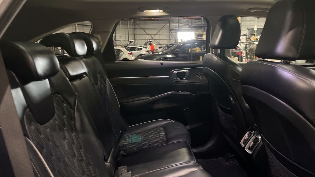 2020 Kia Sorento Gt-line 7 Seat, Automatic, 117740 km, Right Side Rear Door Cabin View