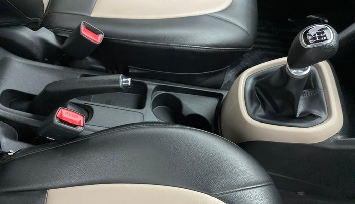 2018 Hyundai Grand i10 SPORTZ O 1.2, Petrol, Manual, 21,482 km, Gear Lever