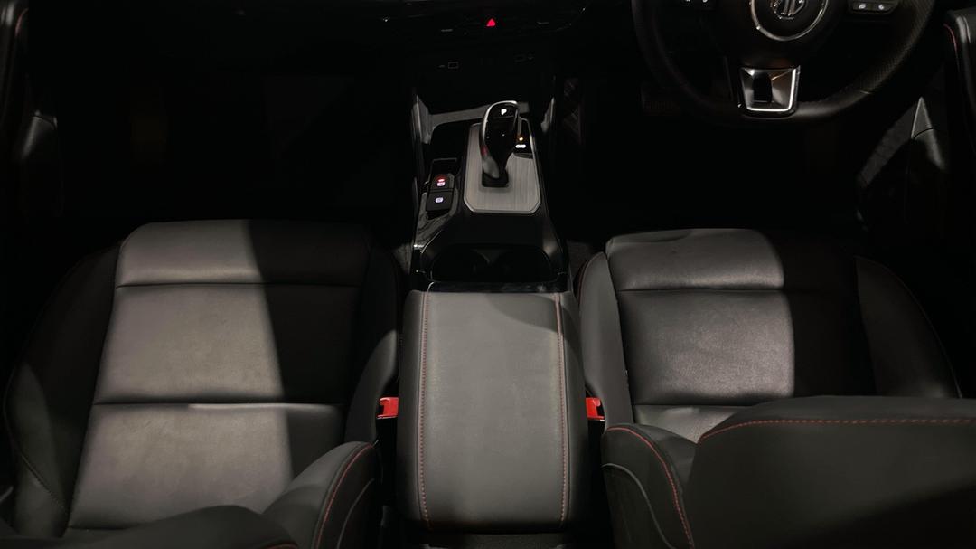 2025 MG Mg5 Essence, Automatic, 11203 km, Center Console