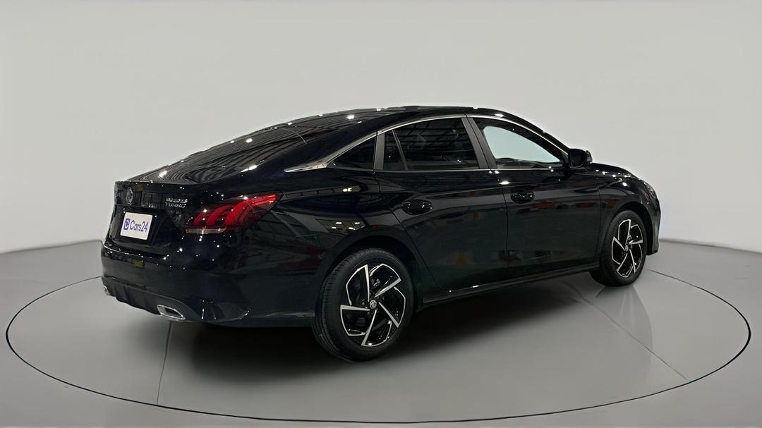 2025 MG Mg5 Essence, Automatic, 11203 km, Right Back Diagonal (45- Degree) View