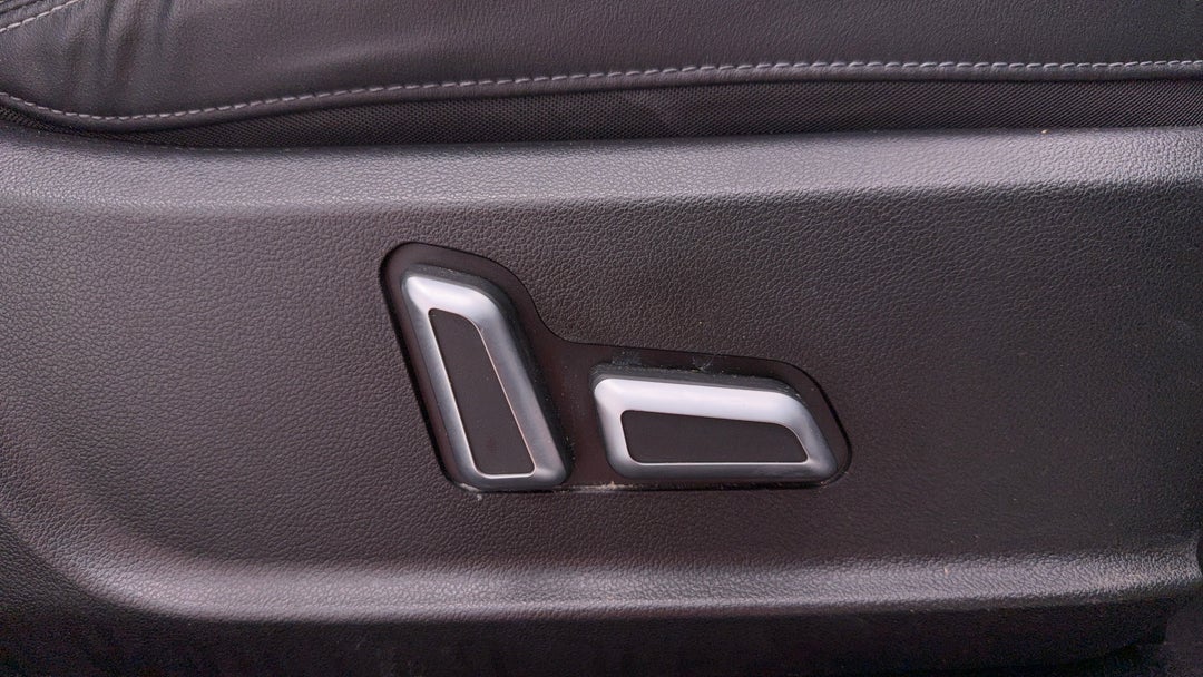 2021 GWM Ute Cannon-X (4x4), Automatic, 64854 km, Drivers Side Adjustment Panel