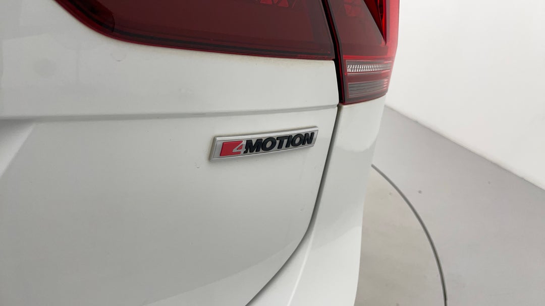 Badge (Boot Right Side)