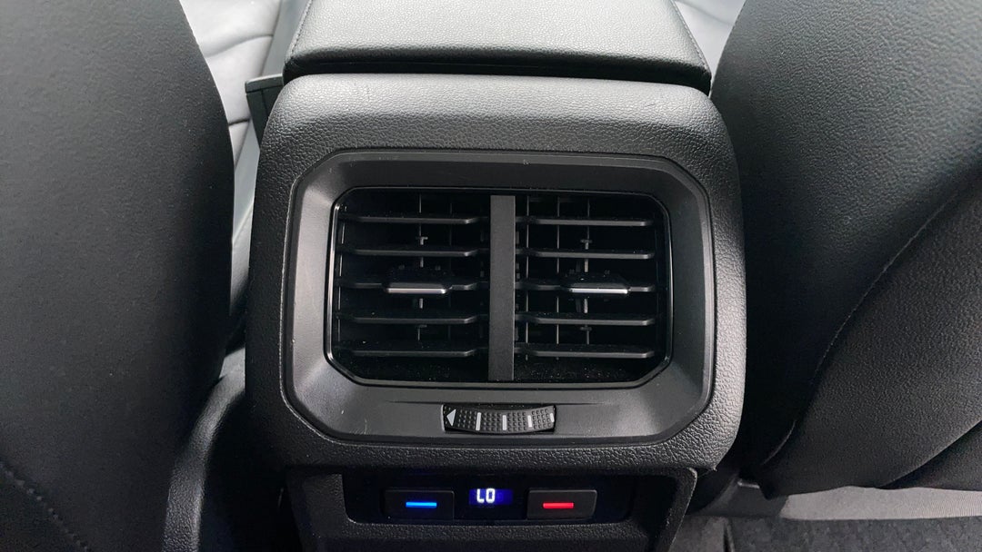 Rear A/C Vent