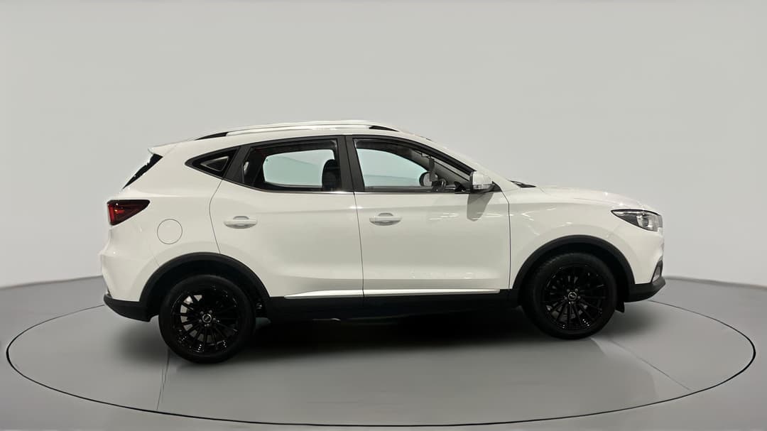 2022 MG ZS Excite, Automatic, 65668 km, Right Side View