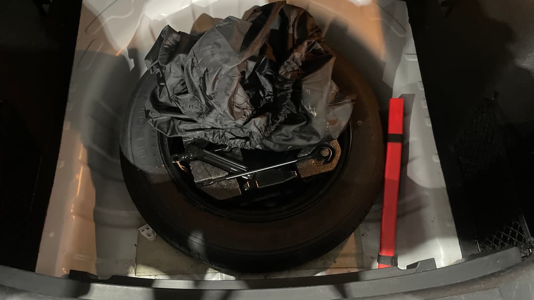 2022 MG ZS Excite, Automatic, 65668 km, Spare Wheel