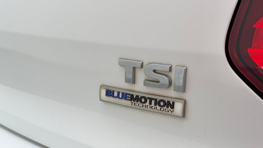 Badge (Boot Right Side)