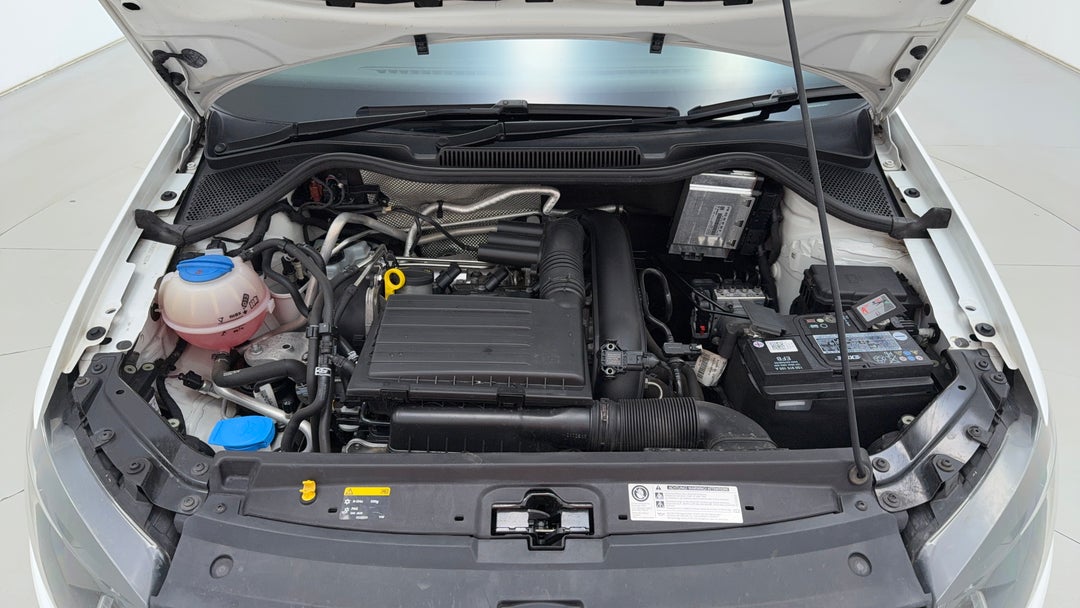 Open Bonnet (Engine)