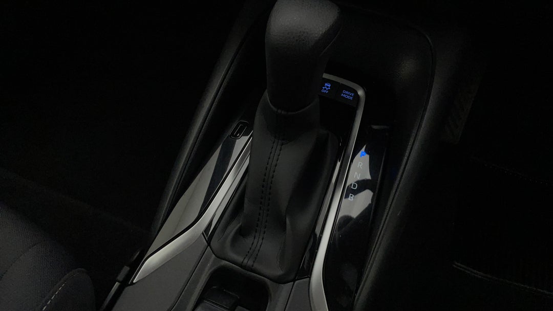 2021 Toyota Corolla Ascent Sport Hybrid, Automatic, 20604 km, Gear Lever 