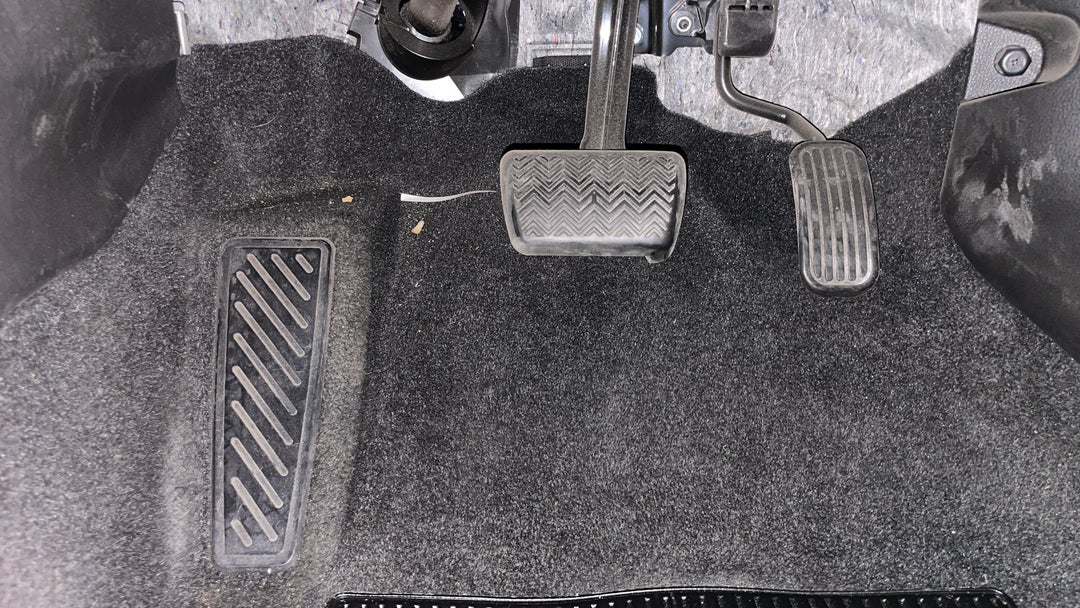 2021 Toyota Corolla Ascent Sport Hybrid, Automatic, 20604 km, Pedals and Footmat