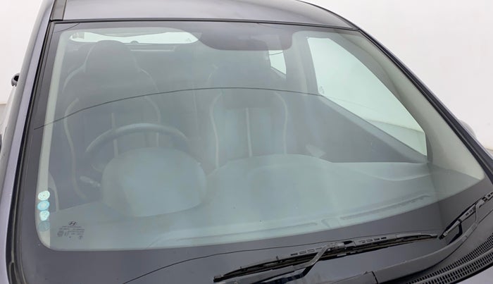 2016 Hyundai Grand i10 MAGNA 1.2 KAPPA VTVT, CNG, Manual, 82,084 km, Front windshield - Minor spot on windshield