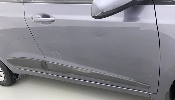 2016 Hyundai Grand i10 MAGNA 1.2 KAPPA VTVT, CNG, Manual, 82,084 km, Driver-side door - Minor scratches