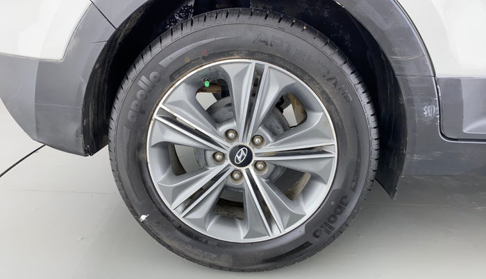 2017 Hyundai Creta 1.6 SX PLUS AUTO PETROL, Petrol, Automatic, 45,042 km, Right Rear Wheel