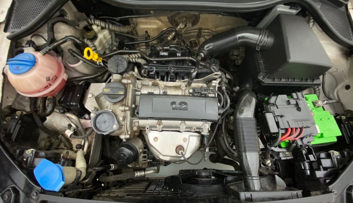 2015 Volkswagen Polo HIGHLINE1.2L PETROL, Petrol, Manual, 53,145 km, Open Bonet