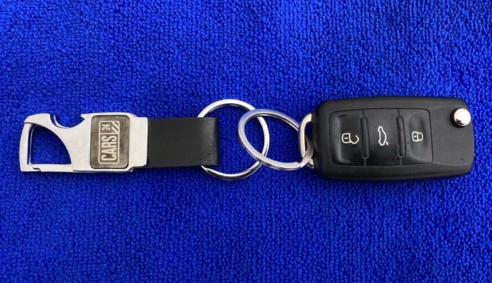 2015 Volkswagen Polo HIGHLINE1.2L PETROL, Petrol, Manual, 53,145 km, Key Close Up
