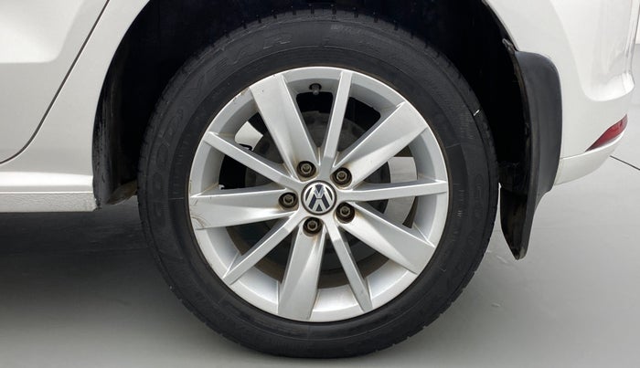 2015 Volkswagen Polo HIGHLINE1.2L PETROL, Petrol, Manual, 53,145 km, Left Rear Wheel