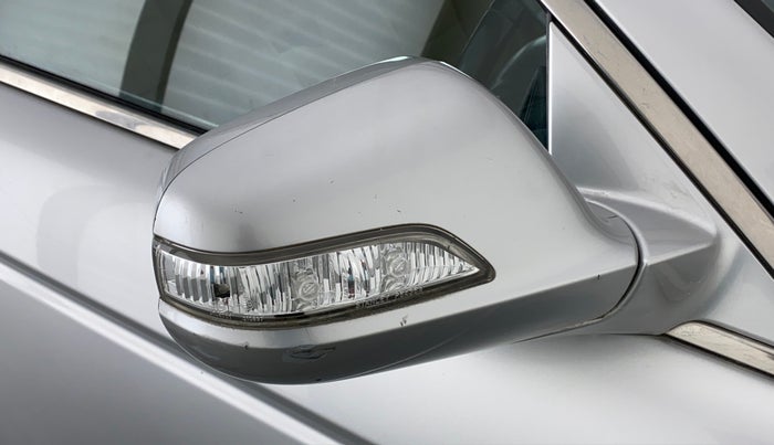 2011 Honda Accord 2.4L I-VTEC MT, Petrol, Manual, 77,475 km, Right rear-view mirror - Cover has minor damage