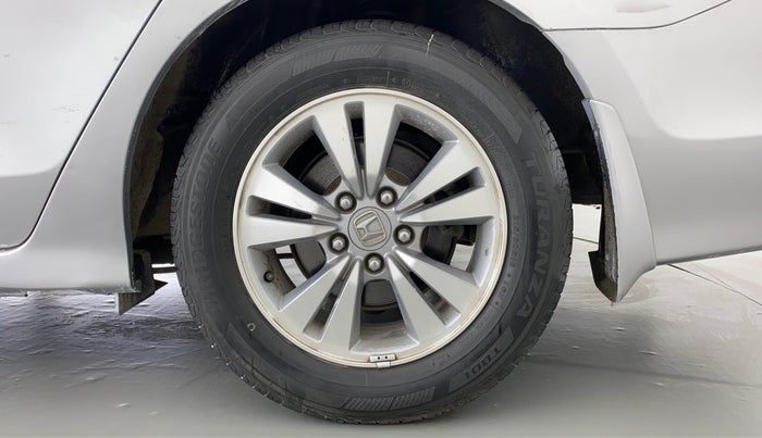 2011 Honda Accord 2.4L I-VTEC MT, Petrol, Manual, 77,475 km, Left Rear Wheel