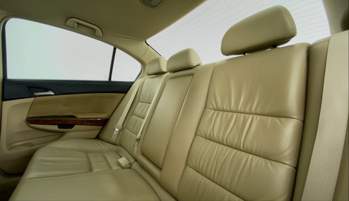 2011 Honda Accord 2.4L I-VTEC MT, Petrol, Manual, 77,475 km, Right Side Rear Door Cabin