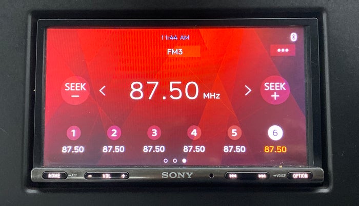2019 Maruti Swift VXI AMT, Petrol, Automatic, 43,929 km, Infotainment System