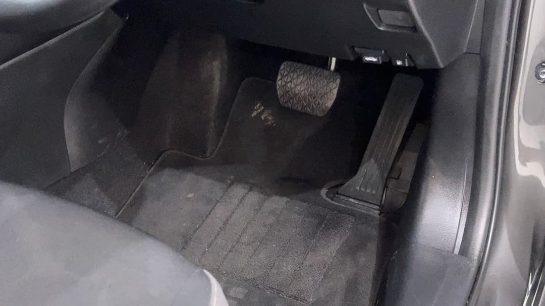 2024 Mazda CX-3 G20 Sport, Automatic, 54958 km, Pedals and Footmat