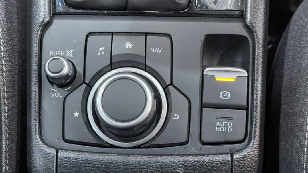 2024 Mazda CX-3 G20 Sport, Automatic, 54958 km, Handbrake