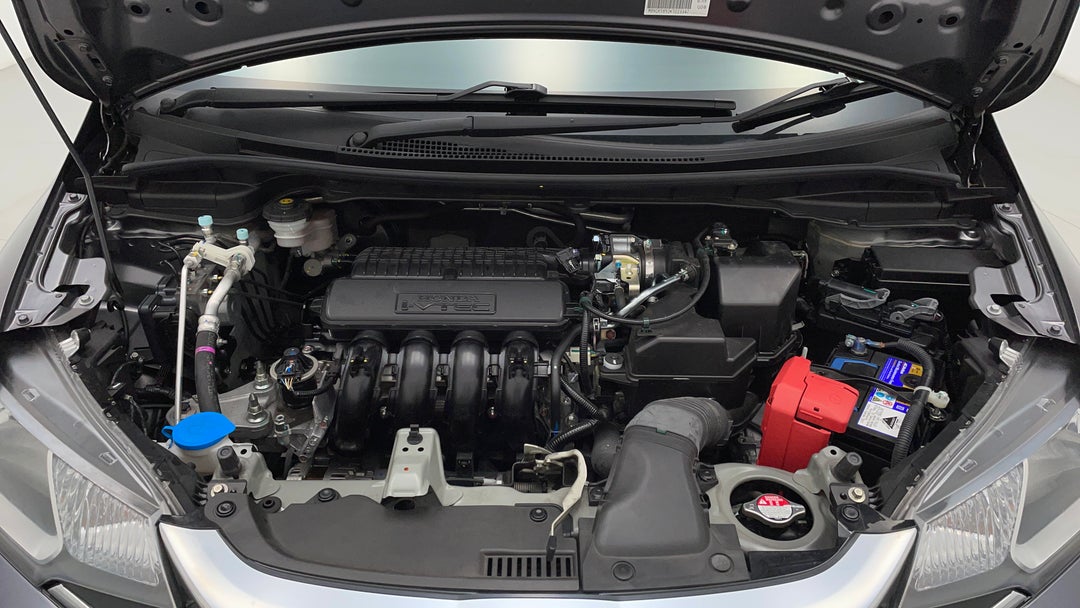 Open Bonnet (Engine)