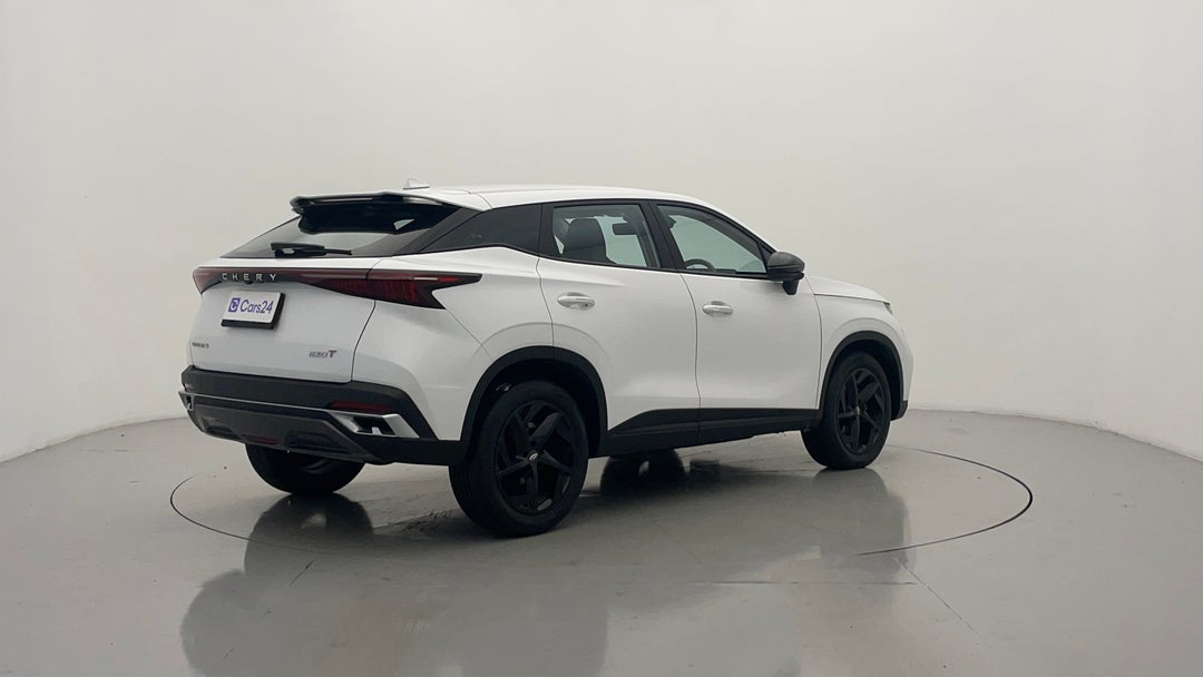 Right Back Diagonal (45- Degree) View