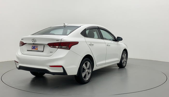2018 Hyundai Verna 1.6 SX VTVT, Petrol, Manual, 18,889 km, Right Back Diagonal