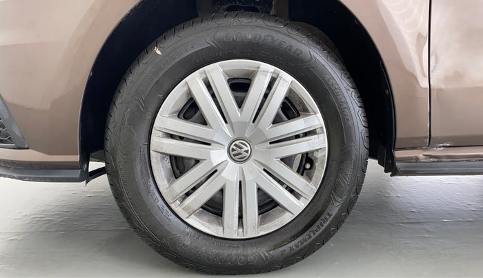 2021 Volkswagen Polo Trendline 1.0 L Petrol, Petrol, Manual, 71,908 km, Left Front Wheel