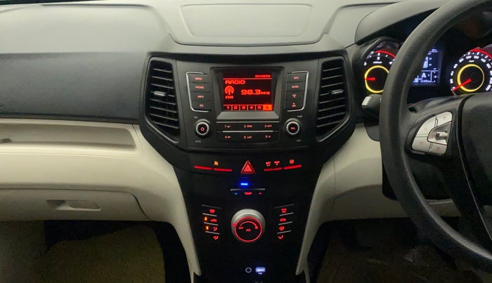 2022 Mahindra XUV300 W6 1.5 DIESEL AMT, Diesel, Automatic, 11,461 km, Air Conditioner