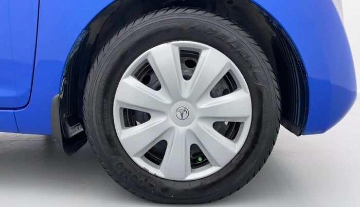 2013 Hyundai Eon MAGNA PLUS, Petrol, Manual, 35,726 km, Right Front Tyre