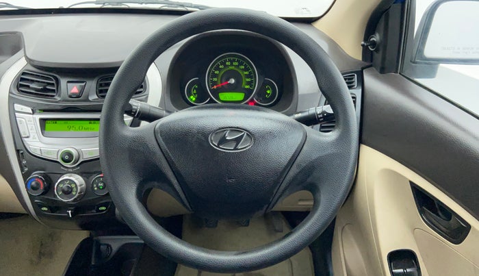 2013 Hyundai Eon MAGNA PLUS, Petrol, Manual, 35,726 km, Steering Wheel Close-up