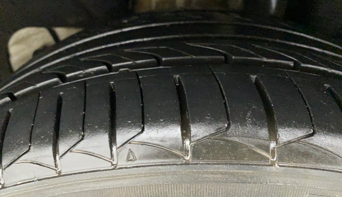 2014 Skoda Octavia ACTIVE 1.4 TSI, Petrol, Manual, 60,093 km, Left Rear Tyre Tread