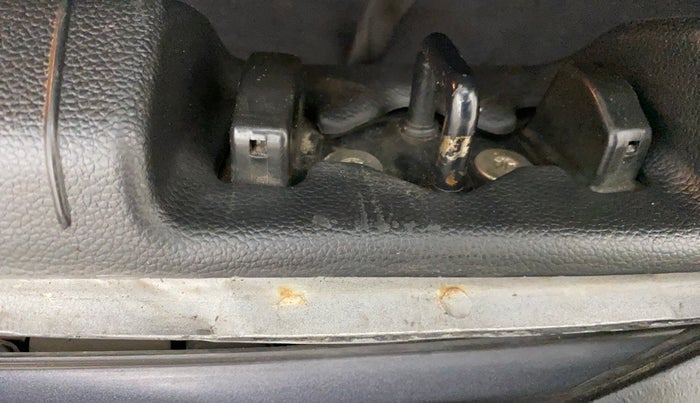 2015 Hyundai Grand i10 ASTA 1.2 KAPPA VTVT, Petrol, Manual, 39,657 km, Dicky (Boot door) - Slightly rusted