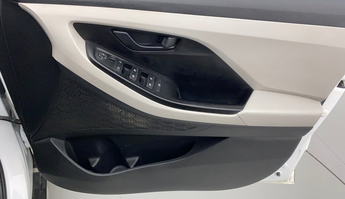 2022 Hyundai Creta EX 1.5 PETROL, Petrol, Manual, 34,360 km, Driver Side Door Panels Control