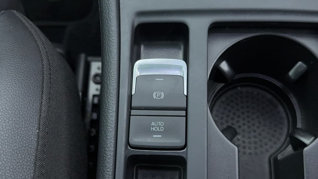 2019 Volkswagen Golf 110 Tsi Highline, Automatic, 73112 km, Handbrake