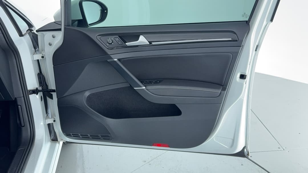 2019 Volkswagen Golf 110 Tsi Highline, Automatic, 73112 km, Speaker View