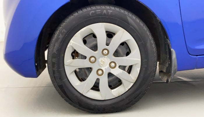 2014 Hyundai Eon SPORTZ, Petrol, Manual, 36,427 km, Left Front Wheel