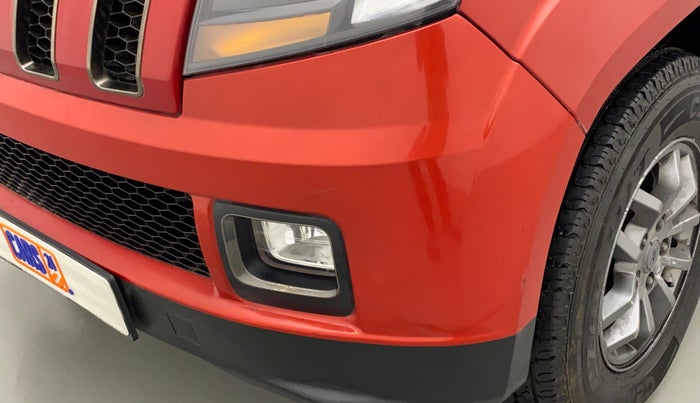 2018 Mahindra TUV300 T10 DUAL TONE, Diesel, Manual, 51,311 km, Front bumper - Minor scratches