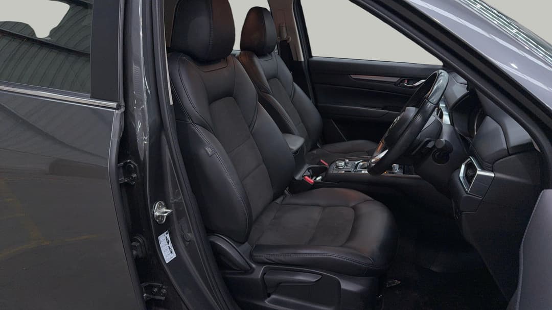 2020 Mazda CX-5 Touring (4x4), Automatic, 47916 km, Right Side Front Door Cabin View