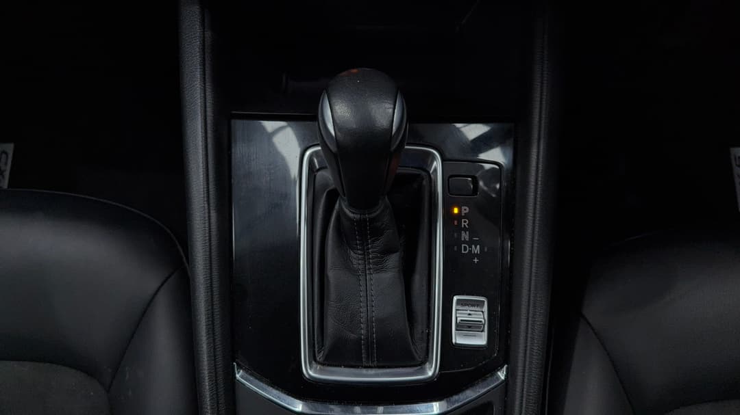 2020 Mazda CX-5 Touring (4x4), Automatic, 47916 km, Gear Lever 